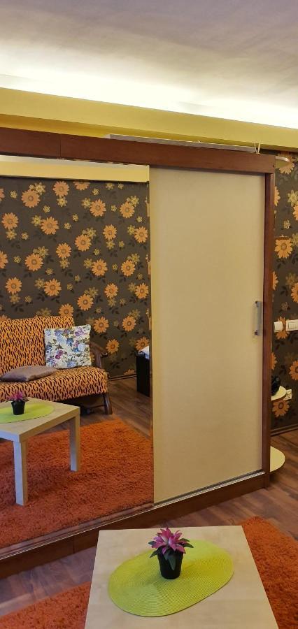 My House - Ultracentral Romana Square Near Old Town 布加勒斯特 外观 照片